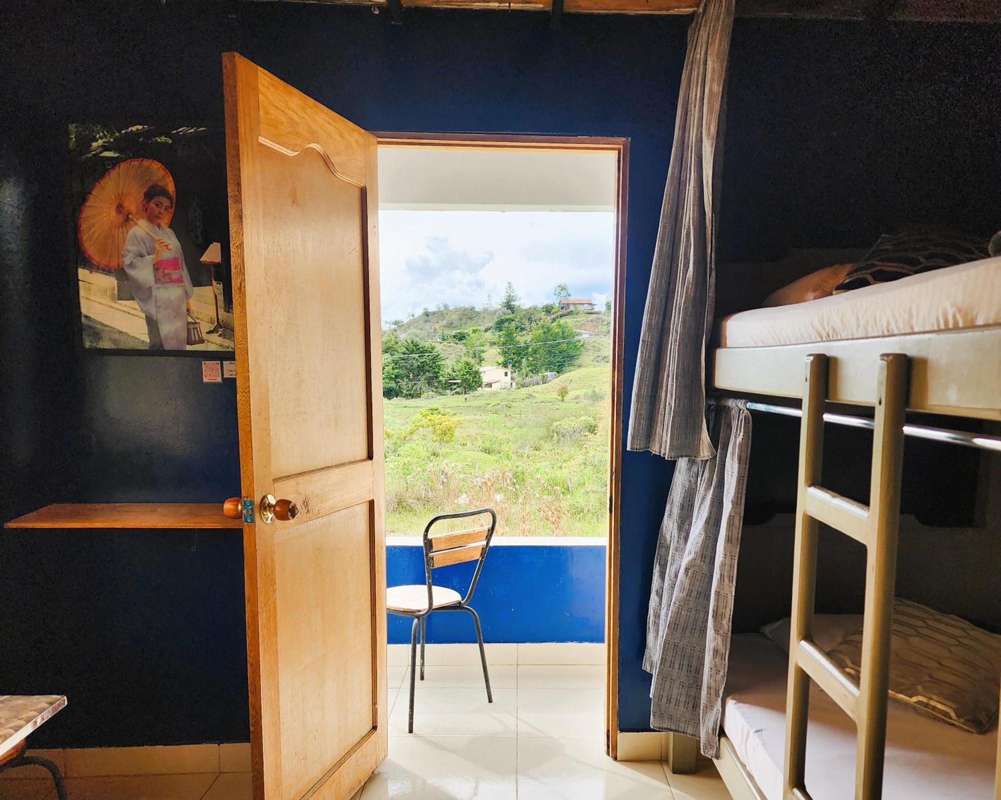 Casa Kayam Art Hostel Coliving Coworking Guatapé Rom bilde